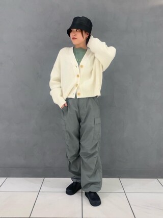 serina shirai使用「BEAUTY&YOUTH UNITED ARROWS（BY レザータッチ ユニバーサル バケットハット）」的時尚穿搭