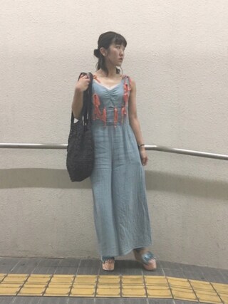 Ayumi Onishi使用「merry jenny（りぼんオールインワン）」的時尚穿搭