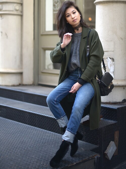 VANNY使用「MiH Jeans（M.I.H JEANS Marty cropped flare jeans）」的時尚穿搭