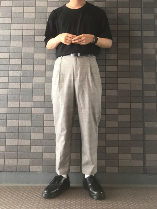 搭配裤子(灰色系)的男性时尚穿搭总览