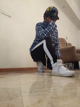bon-ja is wearing adidas "オリジナルス キャップ[CAMO CAP]"