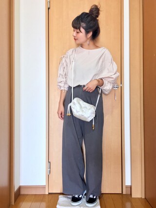 chimochii使用「select MOCA（ニットソー×コットン◆異素材ショルダーシャーリングバルーンデザインブラウス）」的時尚穿搭
