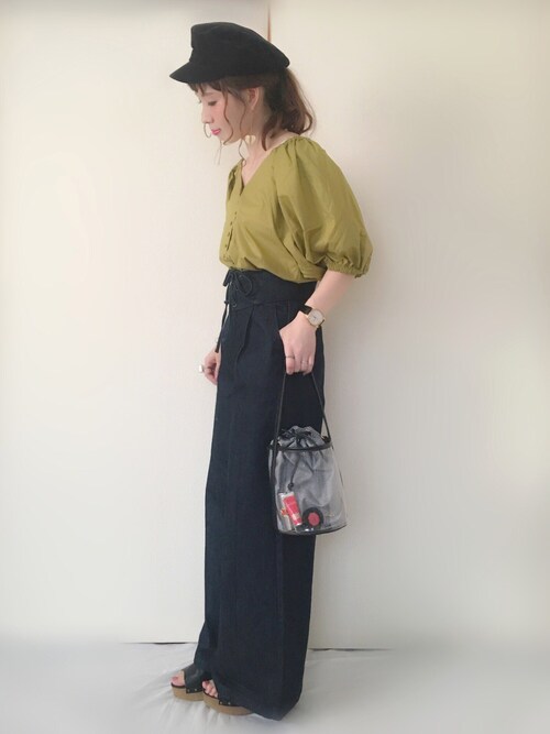 Alice* is wearing who's who Chico "ボリューム袖トップス"