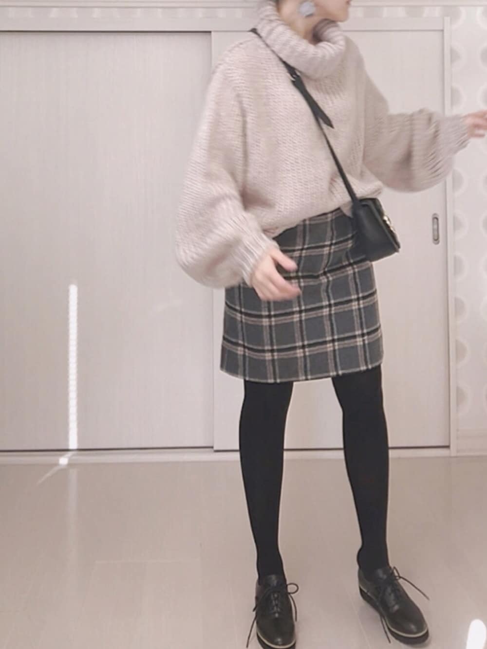 スカートと合わせてガーリーに♡