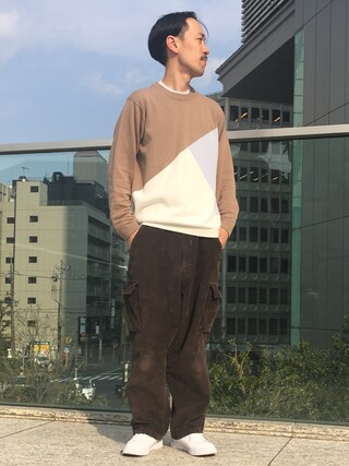 Keisuke Osuka使用「BEAUTY&YOUTH UNITED ARROWS（BY ウォッシャブル カラーパネル ニット）」的時尚穿搭