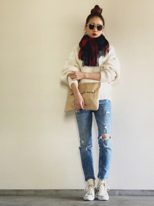 Yukie♡i使用「BLACK BY MOUSSY（Big knit）」的時尚穿搭