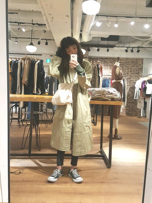 知久友里恵使用「Ungrid（スタンドカラーロングミリタリーコート）」的時尚穿搭