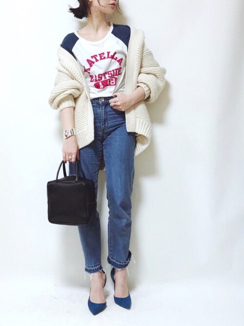TOMOKA is wearing かぐれ "MORMYRUS 別注Leather cube tote"