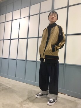 Maison MIHARAYASUHIRO(MIHARAYASUHIRO OSAKA)使用「FIT MIHARAYASUHIRO（【FIT】ワイドデニムパンツ/Wide Denim Pants）」的時尚穿搭
