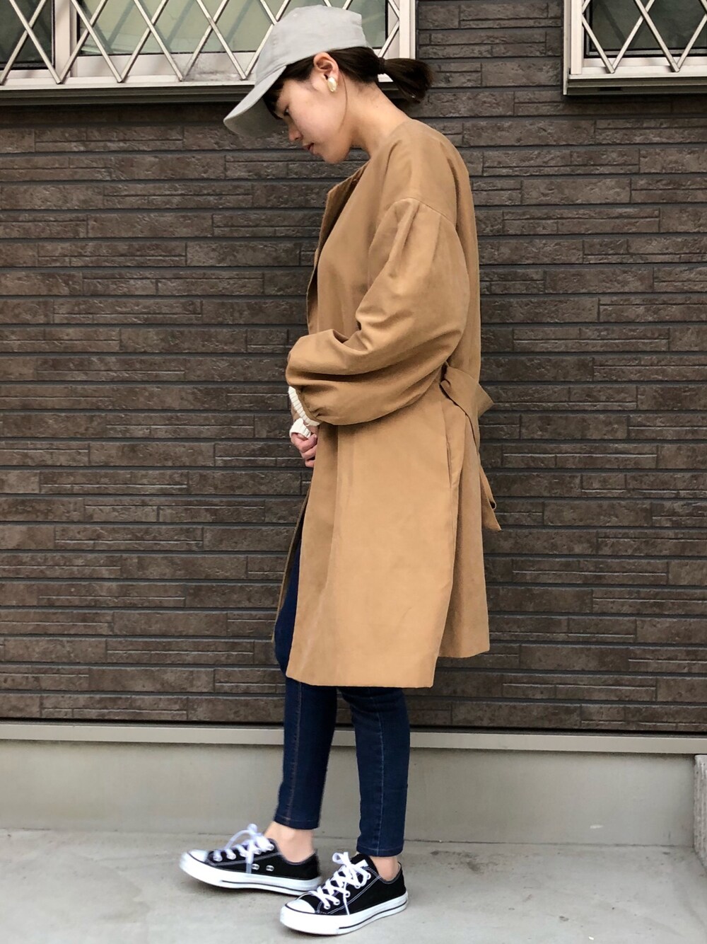 ベージュキャップ×ベージュジャケット