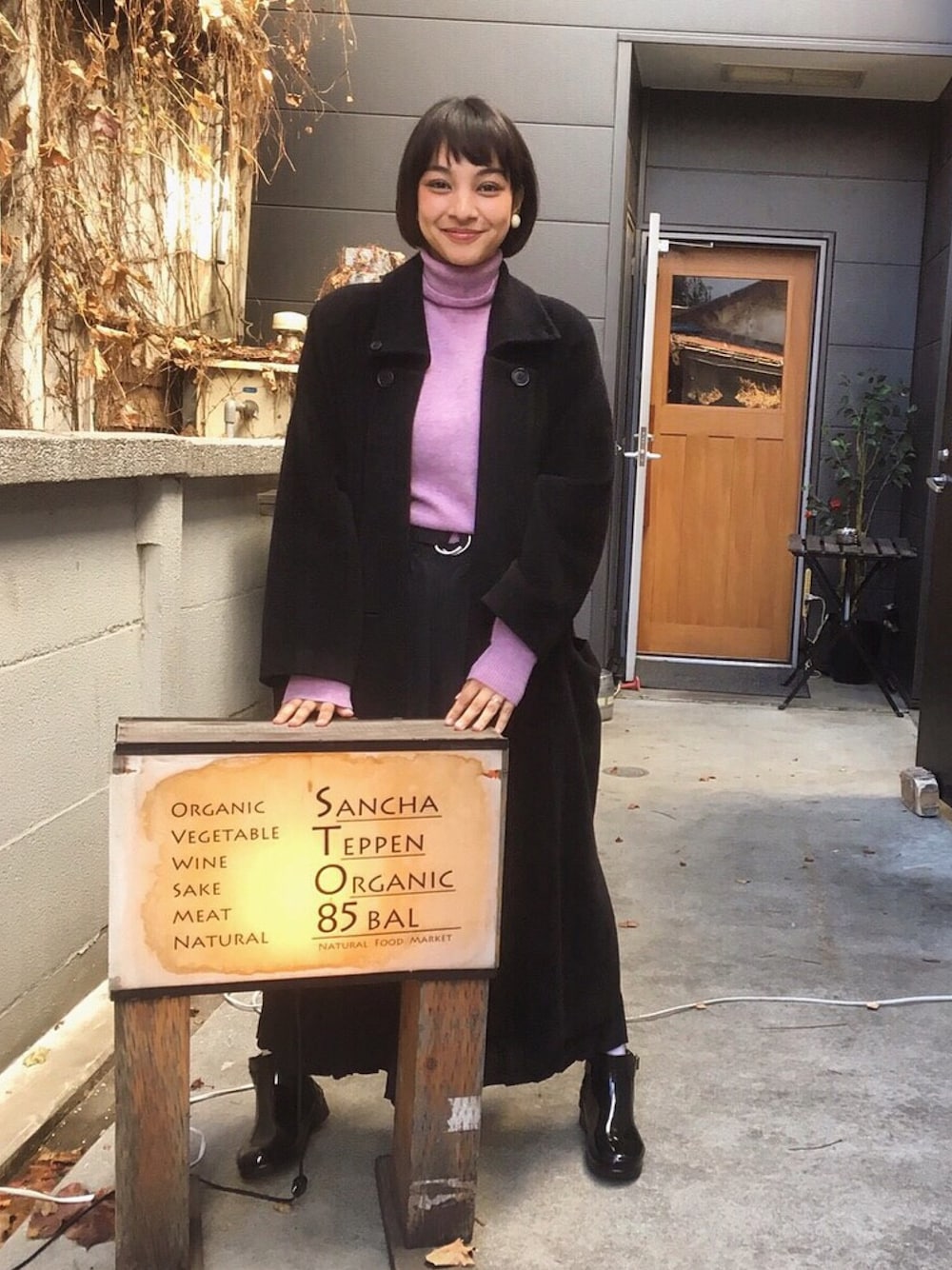 大人っぽくまとめるなら、ピンクラベンダー×黒