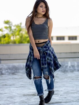 Thuong Nguyen is wearing FOREVER 21