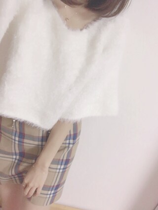 前田希美 is wearing SNIDEL "ファンシーニットプルオーバー"