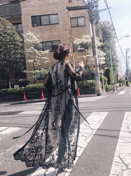黒石奈央子使用「AMERI（MEDI LINDA LACE GOWN DRESS）」的時尚穿搭