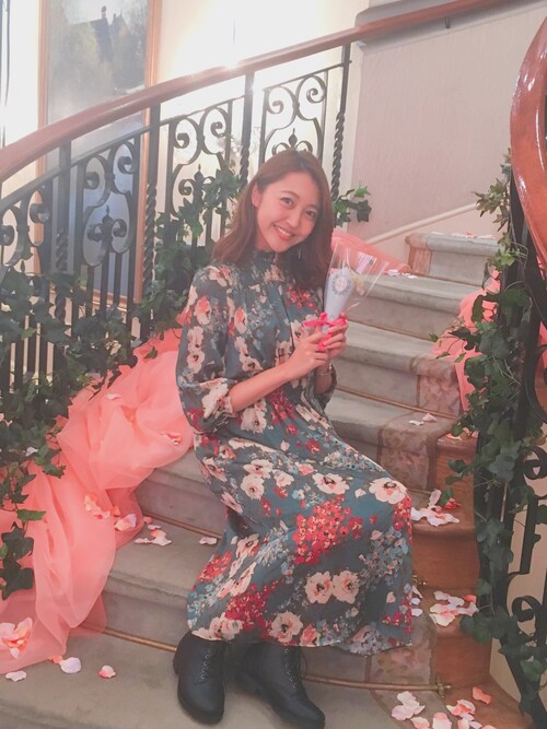 大き目花柄もかわいいんです♡