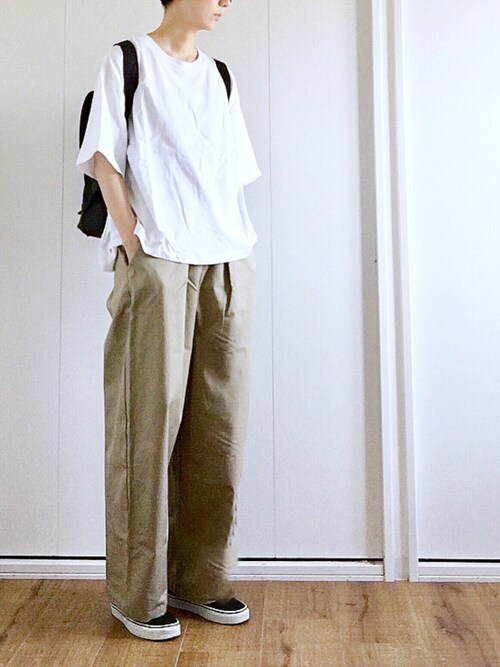 miki__072使用「MidiUmi（ワイドタックチノパンツ）」的時尚穿搭