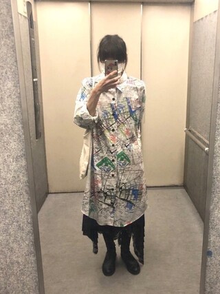 あおい使用「LIMI feu（TOKYO L MAPロングシャツドレス）」的時尚穿搭