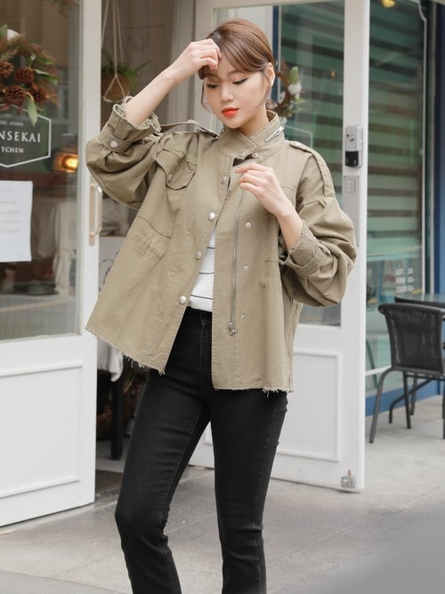 HOTPINGさんの「ヴィンテージカットオフミリタリージャケット(hotping)」を使ったコーディネート