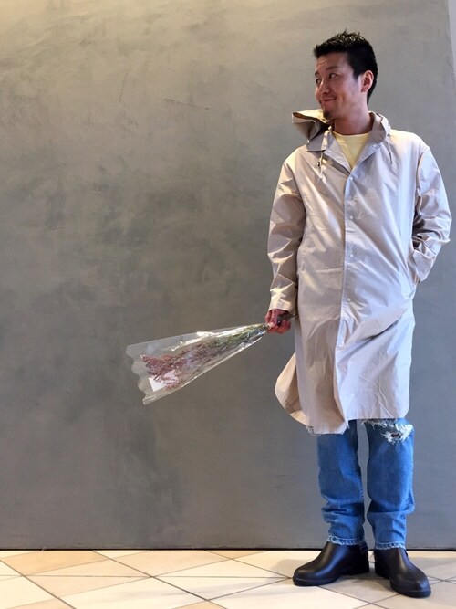 Shougo Nakamura使用「BEAUTY&YOUTH UNITED ARROWS（BY パッカブル レインコート）」的時尚穿搭
