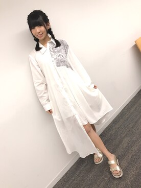 古川未鈴 is wearing bedsidedrama "かけ違いのシャツドレス"