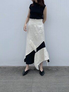 A.JYO使用「UNITED TOKYO（サークルカットフリンジスカート）」的時尚穿搭