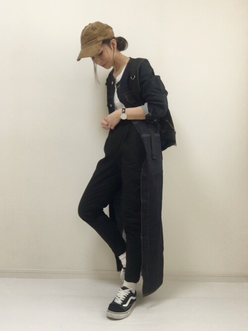 non is wearing TRUNO by NOISE MAKER "リボン付きロングデニムノーカラーコート"