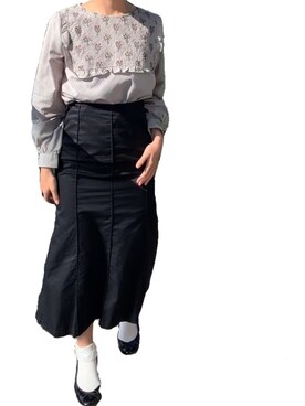komichi 使用「ehka sopo（スクエア刺繍ブラウス）」的時尚穿搭