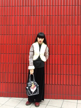 ANRI is wearing HYSTERIC GLAMOUR