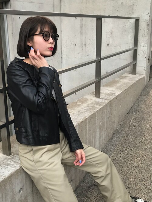Erika Yamamoto使用「Dickies（874ワークパンツ）」的時尚穿搭