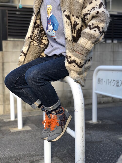 山田和俊使用「FREAK'S STORE（▽FUNK BEAR BY INTERBREED/ファンクベアバイインターブリード BEAR プリントクルーネックスウェット）」的時尚穿搭