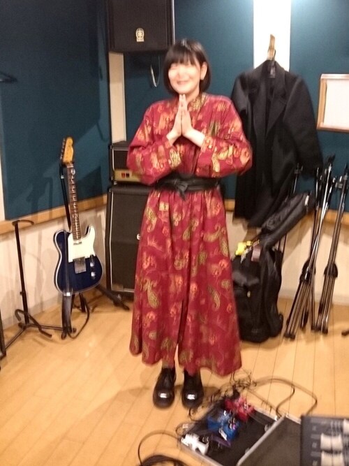 横 YOKO is wearing DEPT
