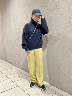 ユナイテッドアローズ 名古屋店｜risa mitsumatsu使用「BEAUTY&YOUTH UNITED ARROWS（BY∴ レザージップスリムウォレットショルダー）」的時尚穿搭