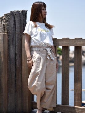 SHOO・LA・RUE｜MINMIN使用「DRESKIP（シルケット袖ロールロゴTシャツ）」的時尚穿搭