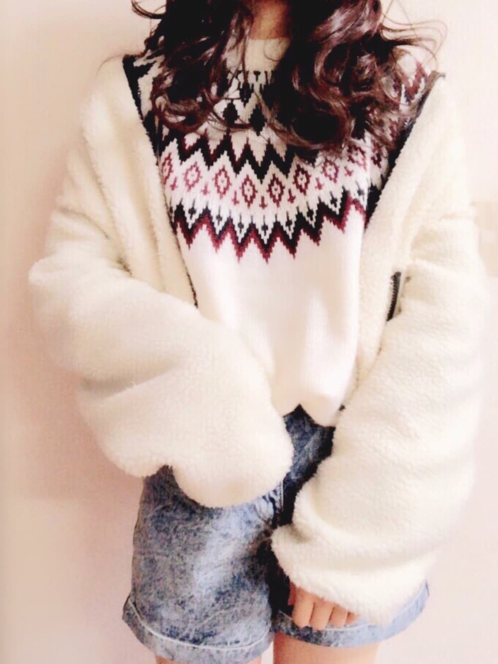 クラッシュデニム×ゆるニット