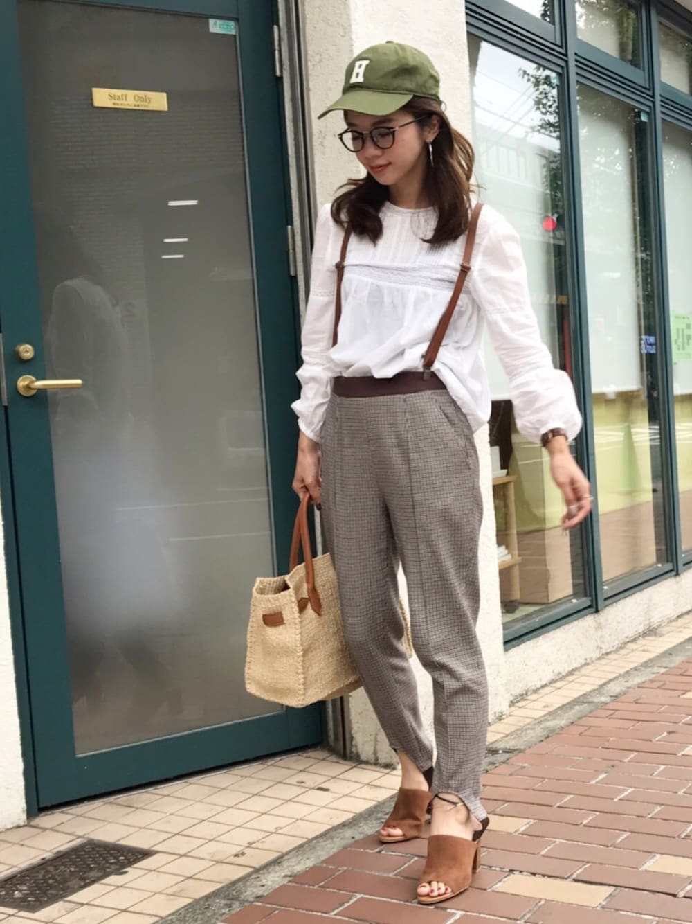 ヒールでレディーな仕上がりに
