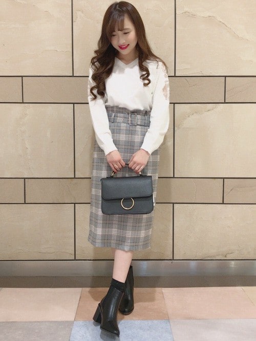 王道フェミニンにはグレンチェックを♡