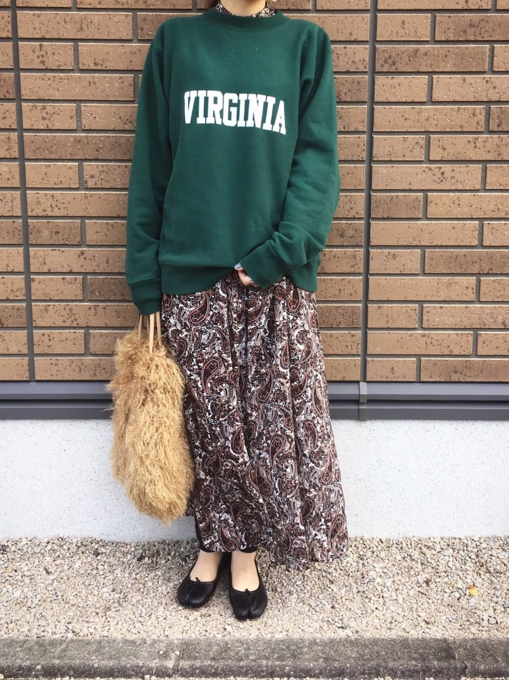 スウェット×ロングスカート