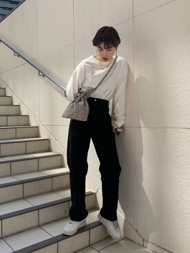 Nomura Karin Fiona使用「MOUSSY（VINTAGE LIKE LS シャツ）」的時尚穿搭