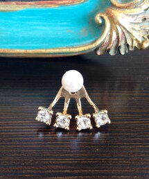 零れ落ちるスワロピアス1800円です♡(ピアス(片耳用))