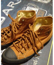 P·F | スニーカー