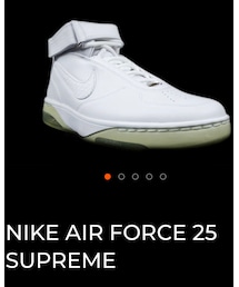 NIKE Supreme | スニーカー