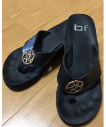 Jua＞Rdhi | ビーチサンダル