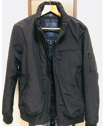 ARMANI JEANS | シンプルなデザインのブルゾン(ブルゾン)