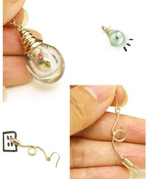 電球のピアス | ピアス（両耳用）