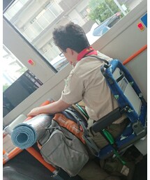 この人はキャンプ？それともボランティア？ | その他