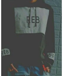 REBTRAIT | パーカー