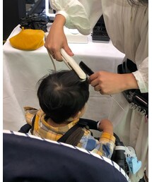 ヘアセット中…❤️ | メイクアップ