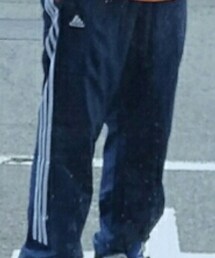 adidas | チノパンツ