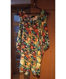 ハナガラヘンケイワンピース(ワンピース)