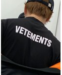 VETEMENTS(ヴェトモン)の「トップス(Tシャツ/カットソー)」